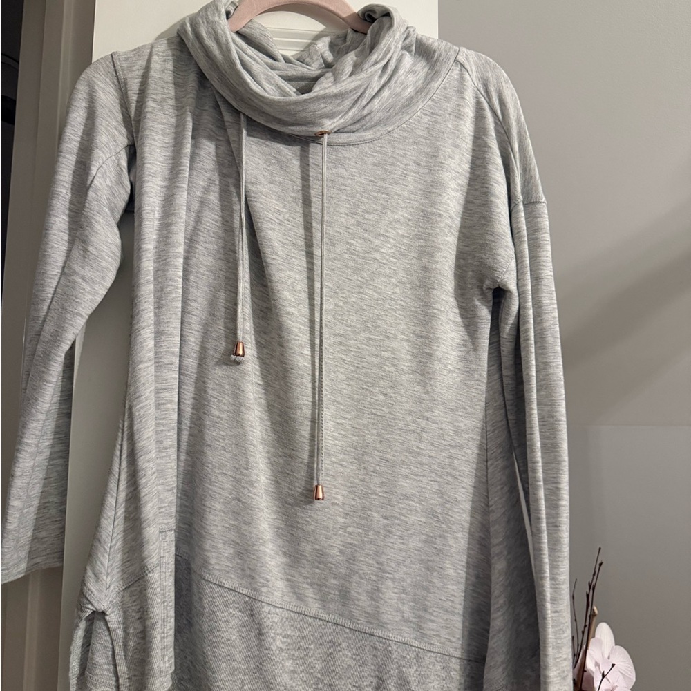 Cupio Light Gray Cowl Neck Sweater
